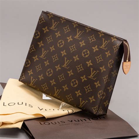 louis vuitton toiletry pouch crossbody|Louis Vuitton toiletry bag 26.